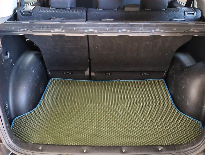Suzuki Grand Vitara (2006) 2.0, 4X4, Park. senzory - fotka 13 z 17