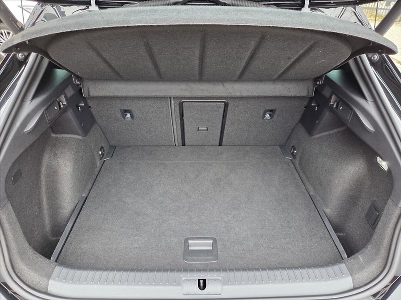 Cupra Formentor 1,5 TSi DSG Matrix Záruka2029 - fotka 11 z 22
