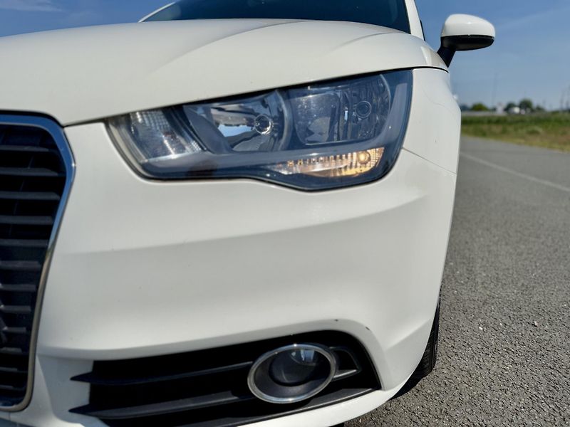Audi A1 1.2 TFSI AC VÝHŘEVY SERVISKA - fotka 9 z 31