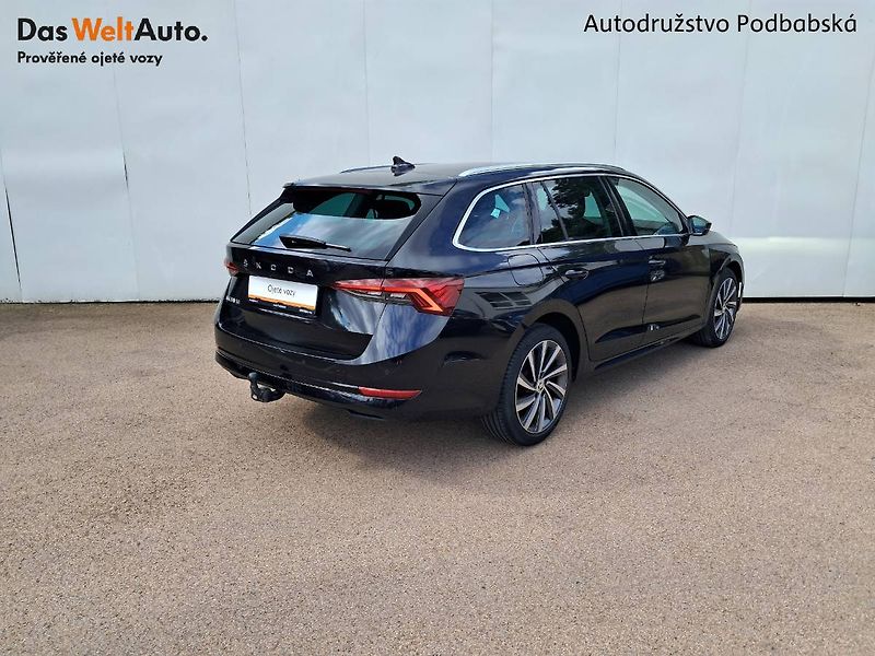 Škoda Octavia (2022) COMBI IV STYLE PLUS 2.0 TDI / - fotka 2 z 29
