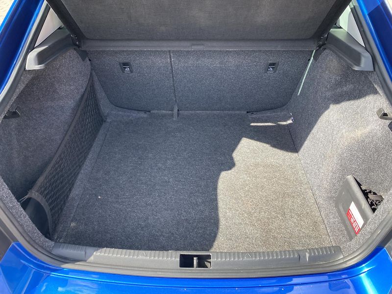 Škoda Rapid (2015) 1.2TSi, KLIMA, NAJ.108TIS.KM!! - fotka 29 z 32