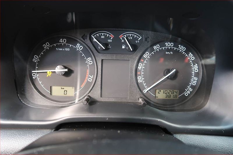 Škoda Octavia (2005) 1.6, Serv.kniha, po STK - fotka 11 z 14