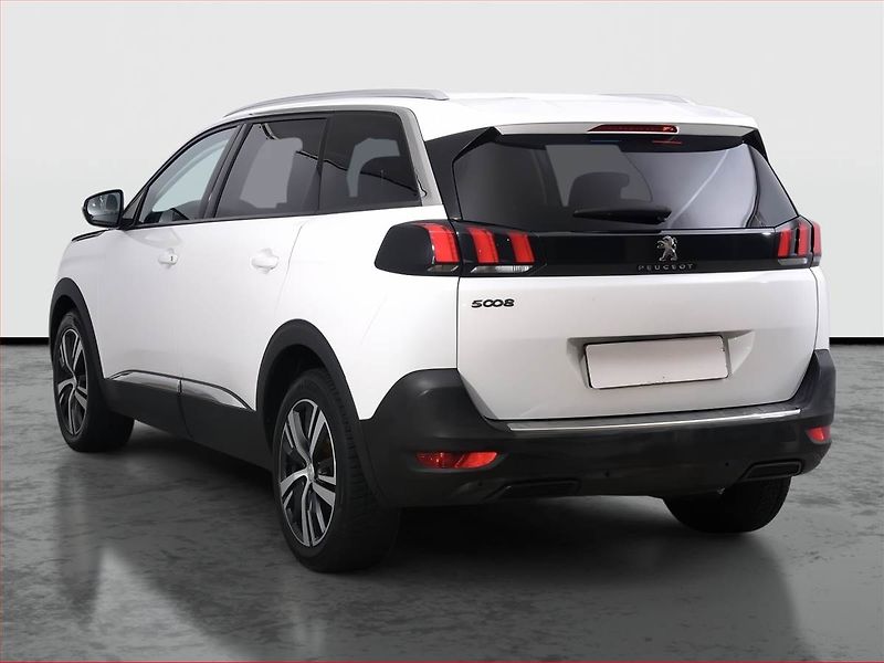 Peugeot 5008 (2018) PureTech 130, 7 míst, ČR,1.maj - fotka 4 z 19