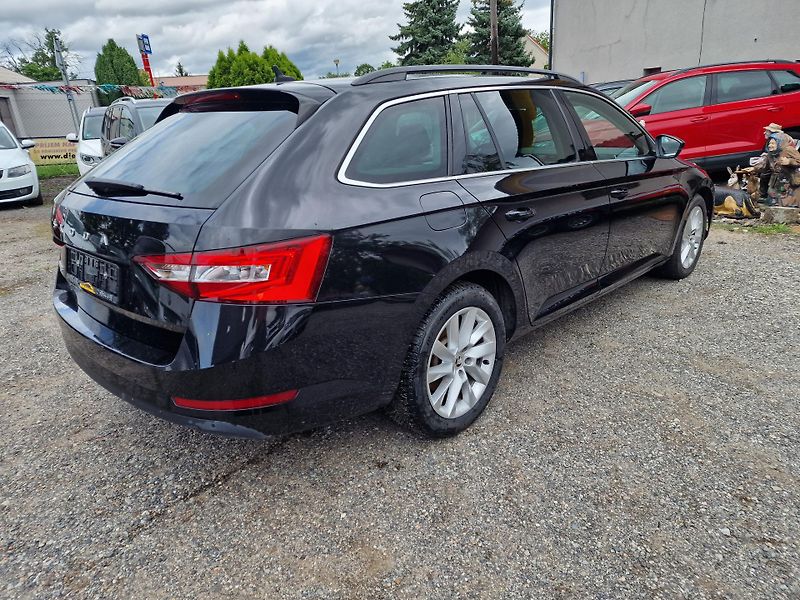 Škoda Superb 1,5TSI 110KW STYLE odp.DPH - fotka 4 z 25