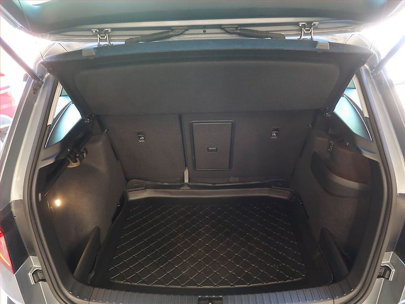 Škoda Karoq (2019) Style 1.5 TSI - fotka 14 z 22