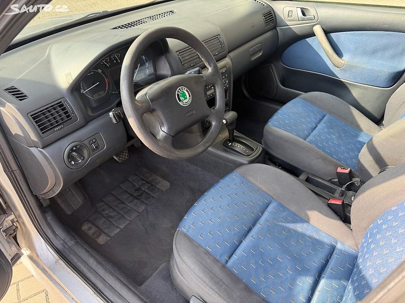 Škoda Octavia (2001) 1.9TDI, 66kw Automat - fotka 15 z 19