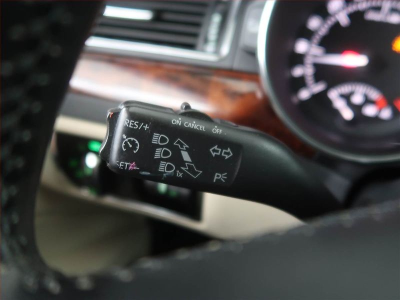Škoda Superb (2012) Elegance 2.0 TDI, Navi, Xenony - fotka 19 z 21