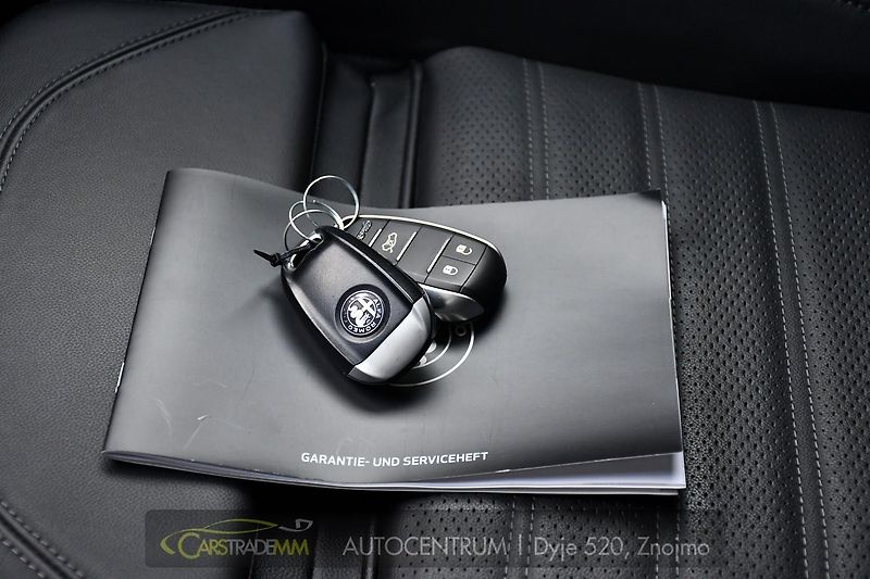 Alfa Romeo Stelvio 2.0T 16V 206kW VELOCE AT8 Q4 - fotka 46 z 50