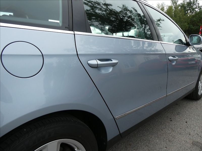 Volkswagen Passat 2,0 TDi 103kW Comfort,NAVI,TZ - fotka 10 z 38