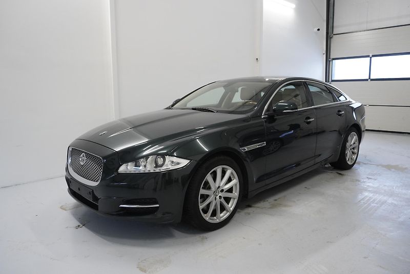 Jaguar XJ 3.0D 202kW PORTFOLIO - fotografie inzerátu