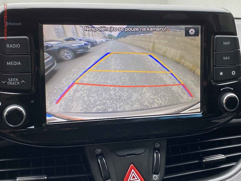 Hyundai i30 (2020) 1.4 i, 1.maj,ČR, servis - fotka 18 z 20