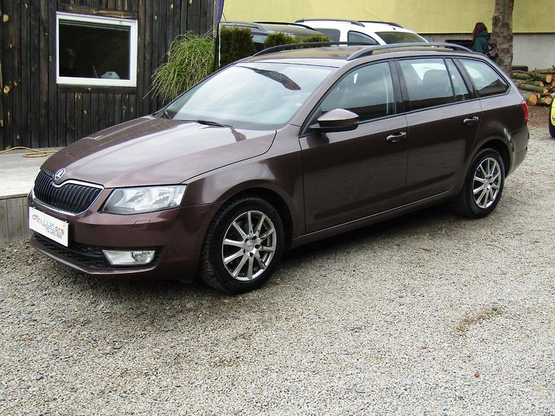 Škoda Octavia (2013) 1.2 TSI 77kW - fotka 1 z 36