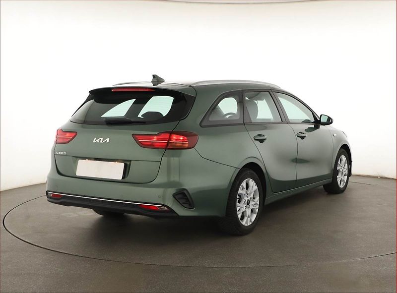 Kia Ceed (2023) Spin 1.0 T-GDI, SPIN, DPH - fotka 5 z 18