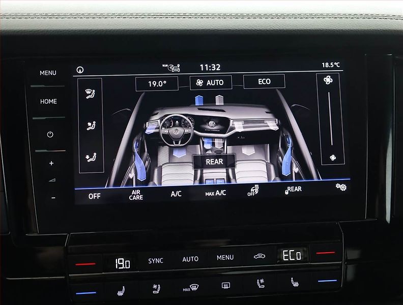 Volkswagen Touareg (2022) 3.0 TDI - fotka 15 z 22