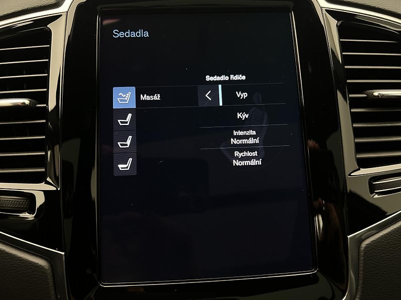 Volvo XC90 B5 AWD INSCRIPTION AUT 7 MÍST - fotka 43 z 50