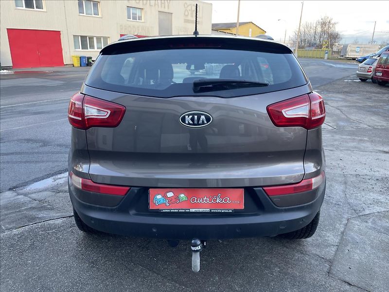 Kia Sportage 2,0 CRDi*100kW*161. tis. km* - fotka 6 z 37