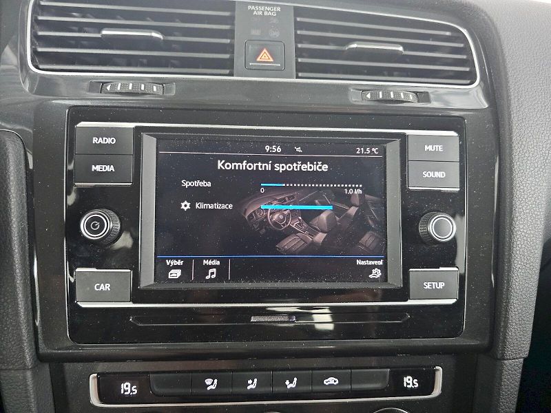 Volkswagen Golf (2018) 1.0TSI 81kW 6MT - fotka 14 z 28
