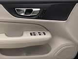 Volvo V60 B5 INSCRIPTION AUT REZERVACE - náhled 27