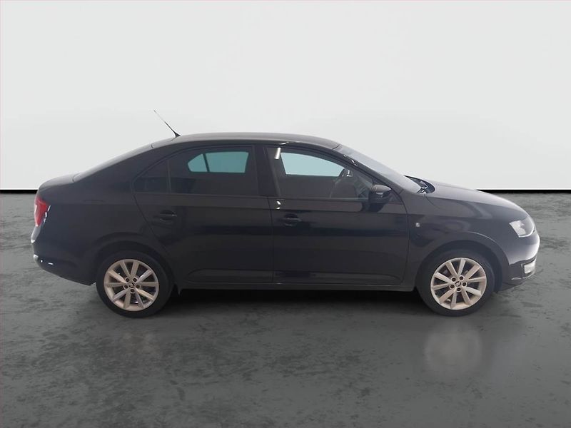 Škoda Rapid (2012) Ambition 1.2 TSI, Serv.kniha - fotka 6 z 16