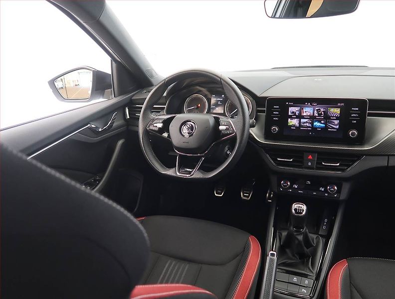 Škoda Kamiq (2023) Monte Carlo 1.5 TSI - fotka 7 z 26