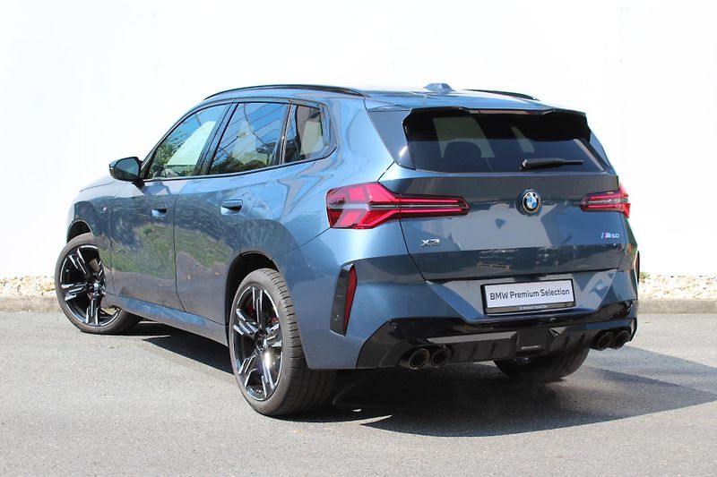 BMW X3 M50 xDrive - fotka 8 z 23
