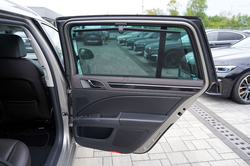 Škoda Superb 2.0 TDI 125 kW L&K/ČR/DPH - fotka 21 z 44