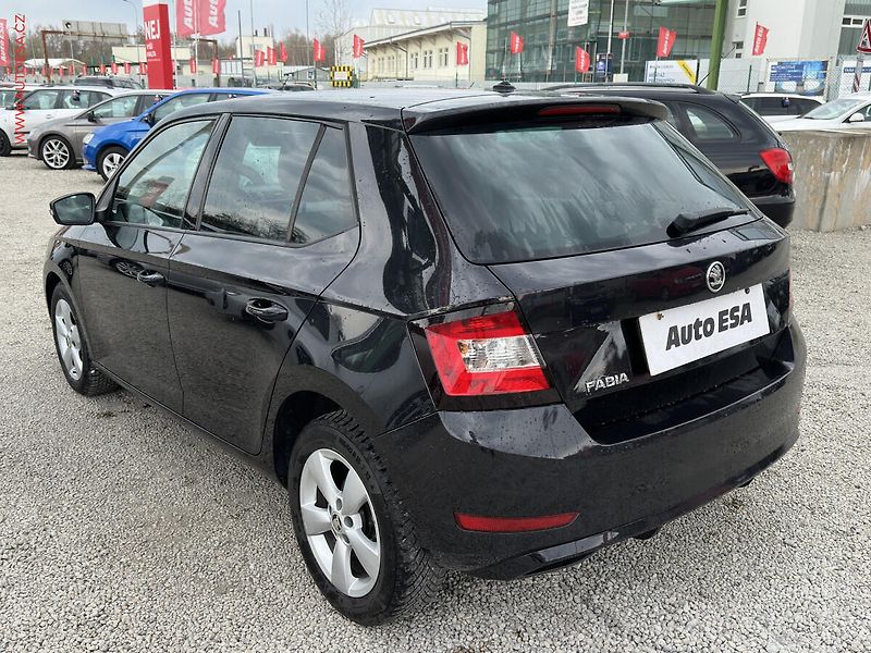 Škoda Fabia (2016) 1.4 TDI, Navi, AC - fotka 6 z 18