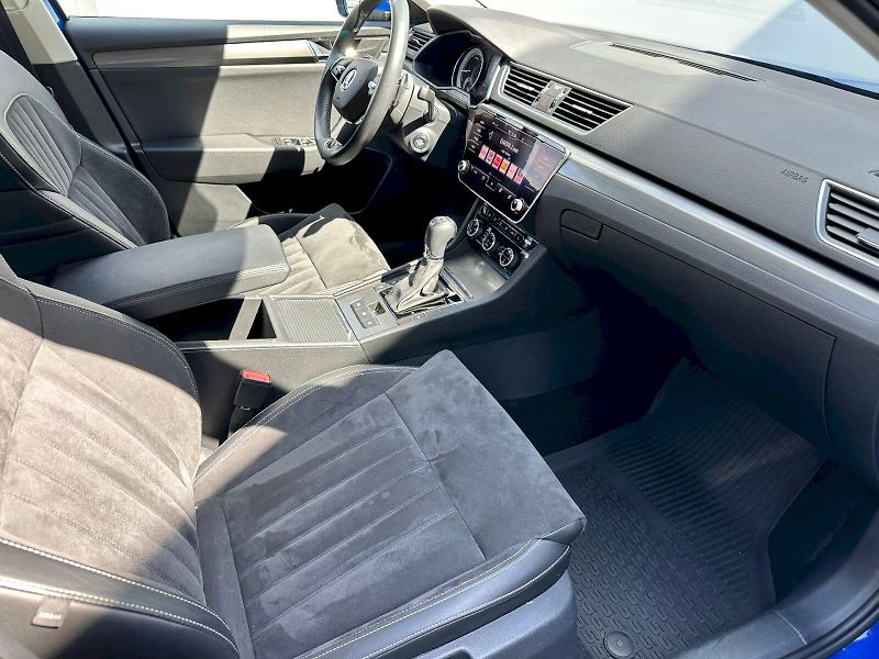 Škoda Superb (2021) 1.5 TSI 110kW ACT Style Combi - fotka 7 z 26