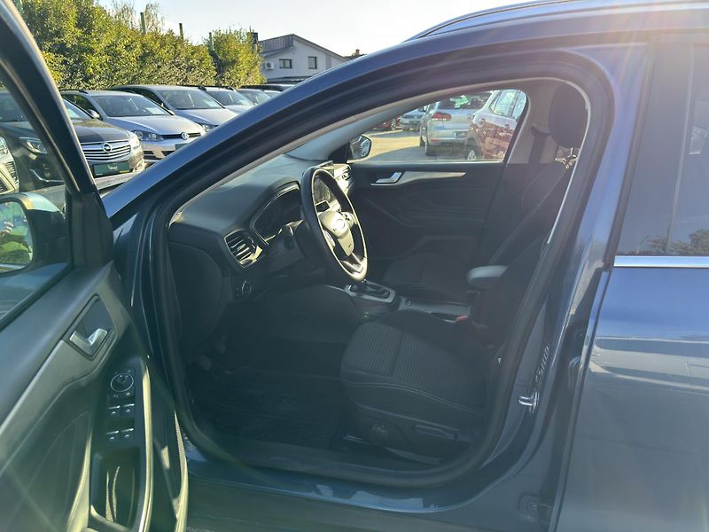 Ford Focus - fotka 4 z 7