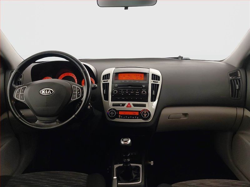 Kia Ceed (2007) 1.6 i, Serv.kniha, nová STK - fotka 8 z 18
