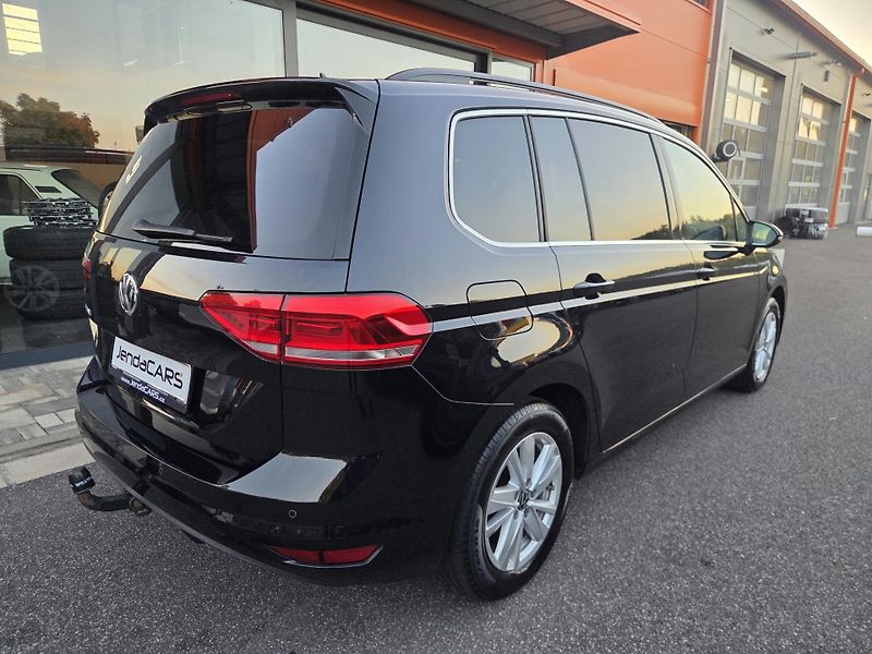 Volkswagen Touran (2019) 1.5 TSI  7 MÍST - fotka 4 z 10