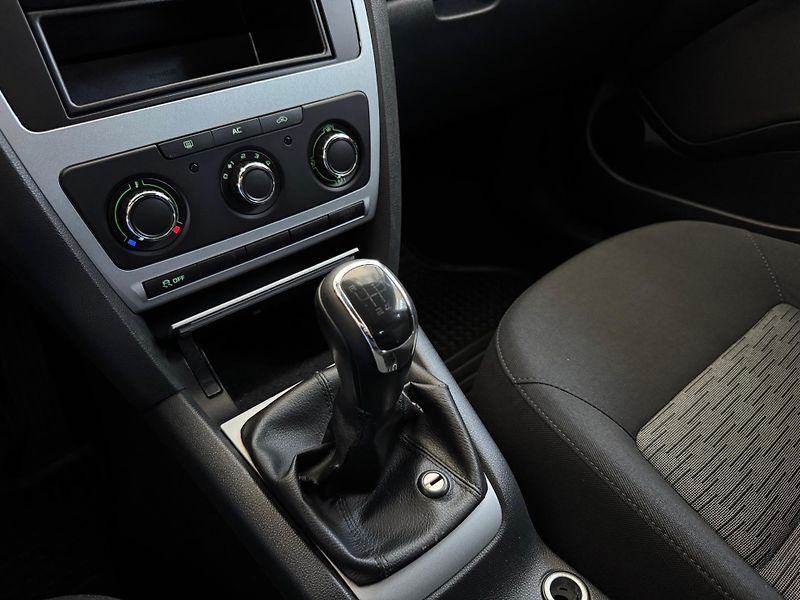 Škoda Octavia (2013) Ambition 1.6 TDI 77 KW - CZ - fotka 12 z 20