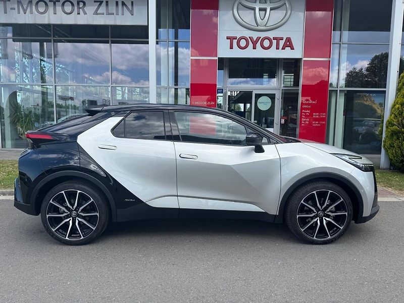 Toyota C-HR GR SPORT Premiere Edition - fotka 2 z 13