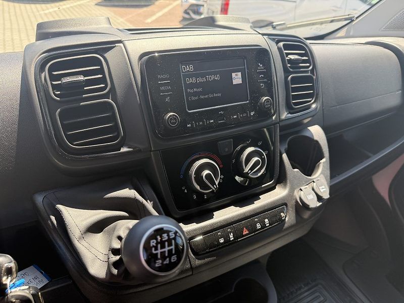 Toyota Proace Max L3H2 4D VAN 2.2 140 6MT Active - fotka 19 z 21