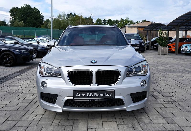 BMW X1 2.0d xDrive/manuál/Designation - fotka 1 z 36