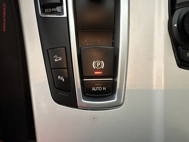 BMW X3 (2014) 2.0d xD, ČR, AT - fotka 16 z 17