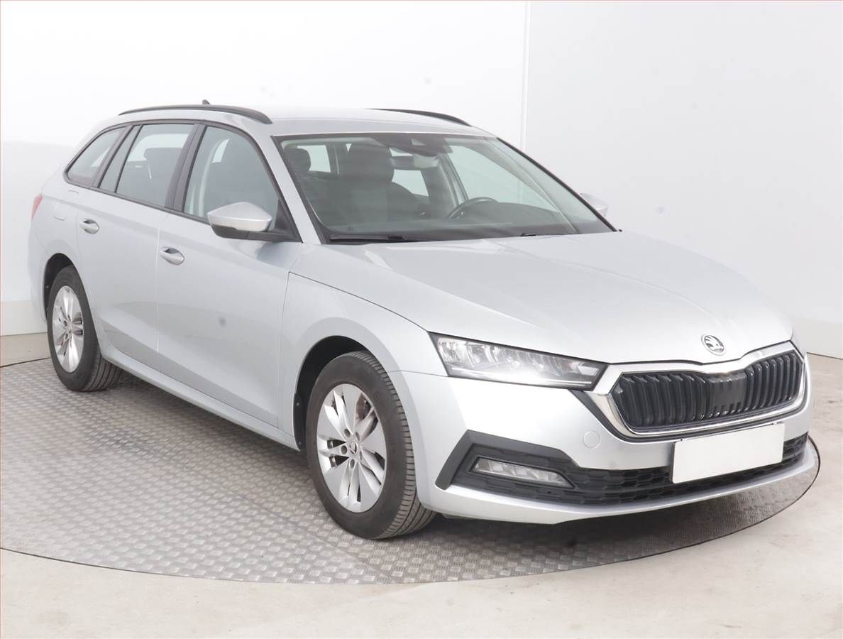 Škoda Octavia Ambition 2.0 TDI, ČR,1.maj