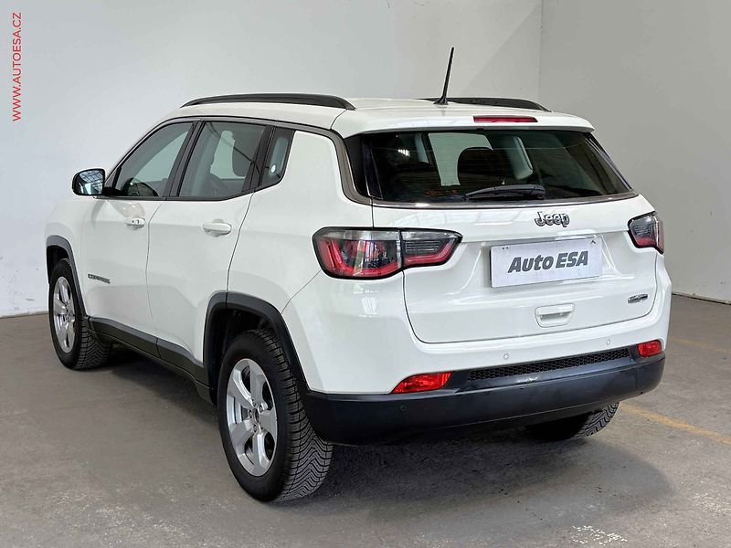 Jeep Compass (2018) 1.4T, ČR, Longitude - fotka 6 z 14