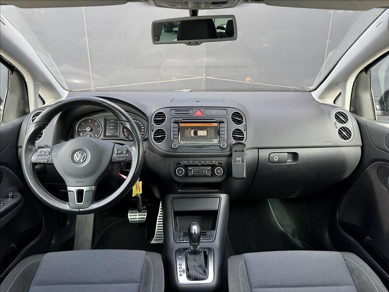 Volkswagen Golf Plus 2,0 TDI 100kW Style DSG - fotka 15 z 36