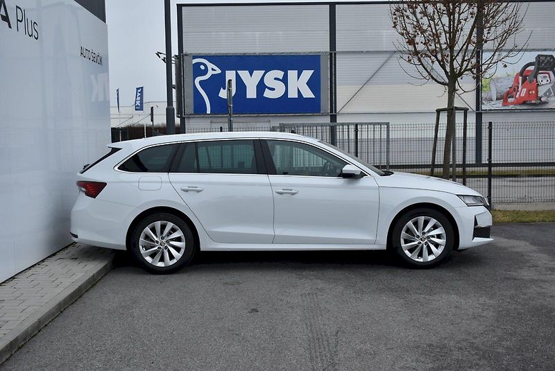 Škoda Octavia (2025) Combi Top Selection 1,5 TSI 11 - fotka 7 z 28