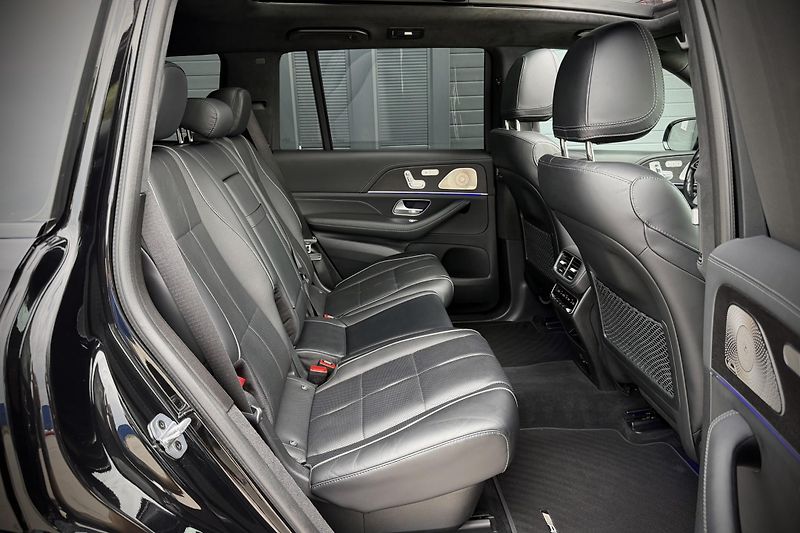Mercedes-Benz GLS (2022) GLS 400d 4Matic AMG Line - fotka 35 z 51