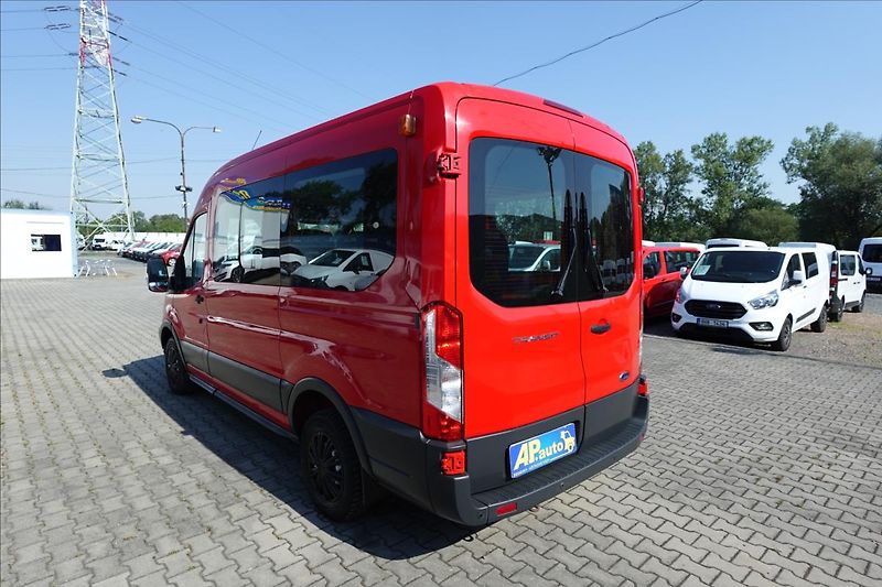 Ford Transit 2,2 TDCi  L2H2 9MÍST BUS KLIMA - fotka 11 z 39