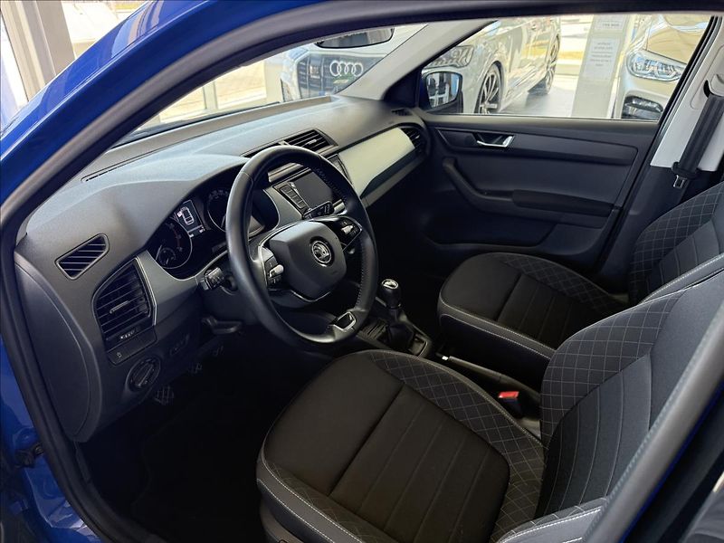 Škoda Fabia 1,0   TSI 70kW,SERVISKA - fotka 9 z 24
