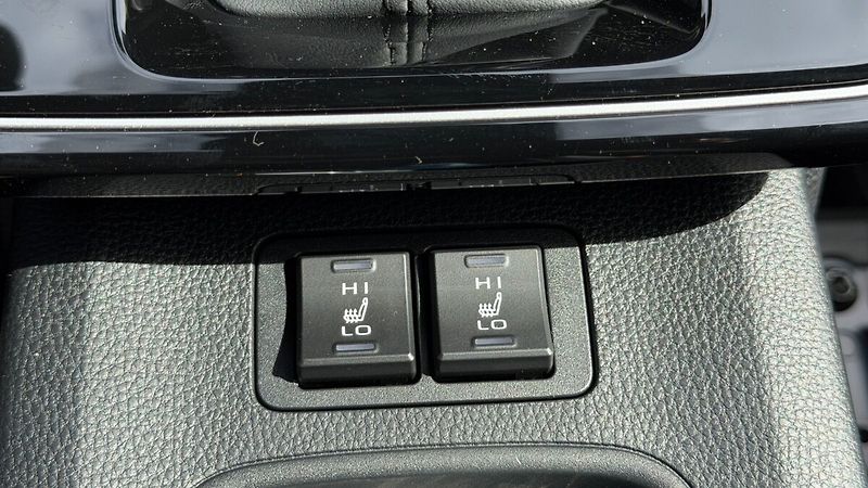 Toyota Corolla Cross 1.8. STYLE SKLADOVÝ VŮZ - fotka 26 z 26