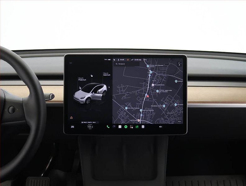 Tesla Model Y (2022) Long Range AWD 79kWh, SoH 93% - fotka 11 z 33