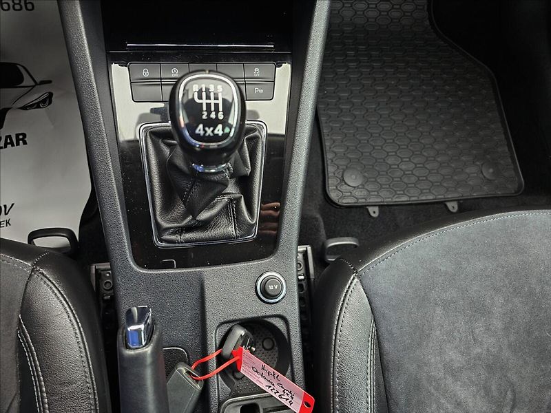 Škoda Octavia III 2,0TDi STYLE EXTRA + - fotka 30 z 50