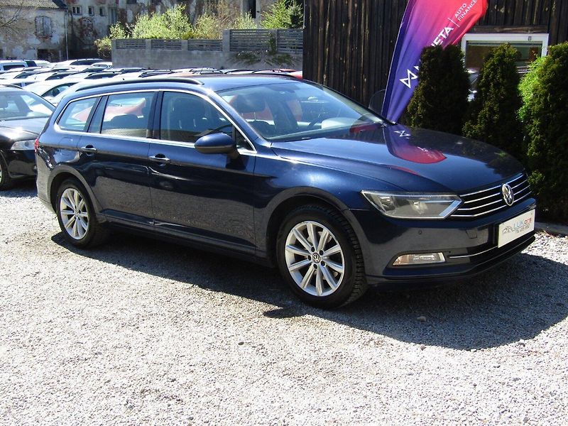 Volkswagen Passat (2015) 2.0 TDI 110kW NOVÉ ROZVODY - fotka 7 z 40