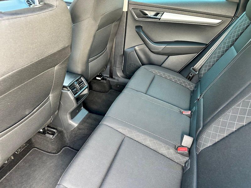 Škoda Karoq (2021) 2.0 TDI 85 kW Ambition DSG - fotka 21 z 26