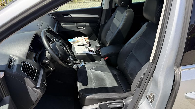 Volkswagen Sharan 2.0TSi*147kW*DSG*7MÍST*WEBASTO - fotka 14 z 27