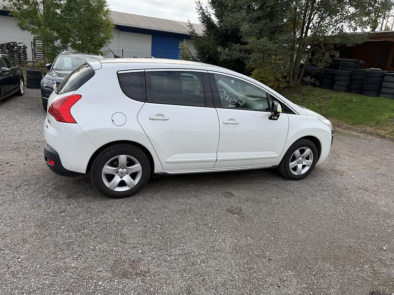 Peugeot 3008 1.6 HDI - fotka 7 z 24